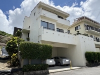 那覇市首里末吉町３丁目戸建