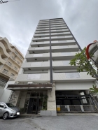 プレサンスロジェ泊レーヴ　101号